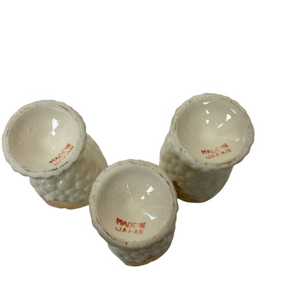 Egg Cups Vintage Japan Cream With Gold Leaves Thin Porcelain Set Of 3 2.5"x1.5" - Picture 6 of 15